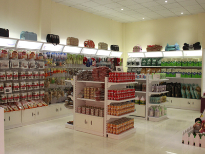 样板店店内-3.jpg